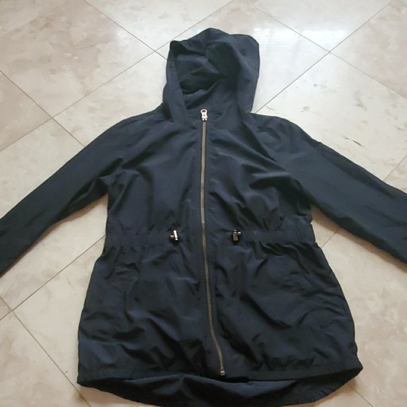 Raincoat - Picture 1 of 3